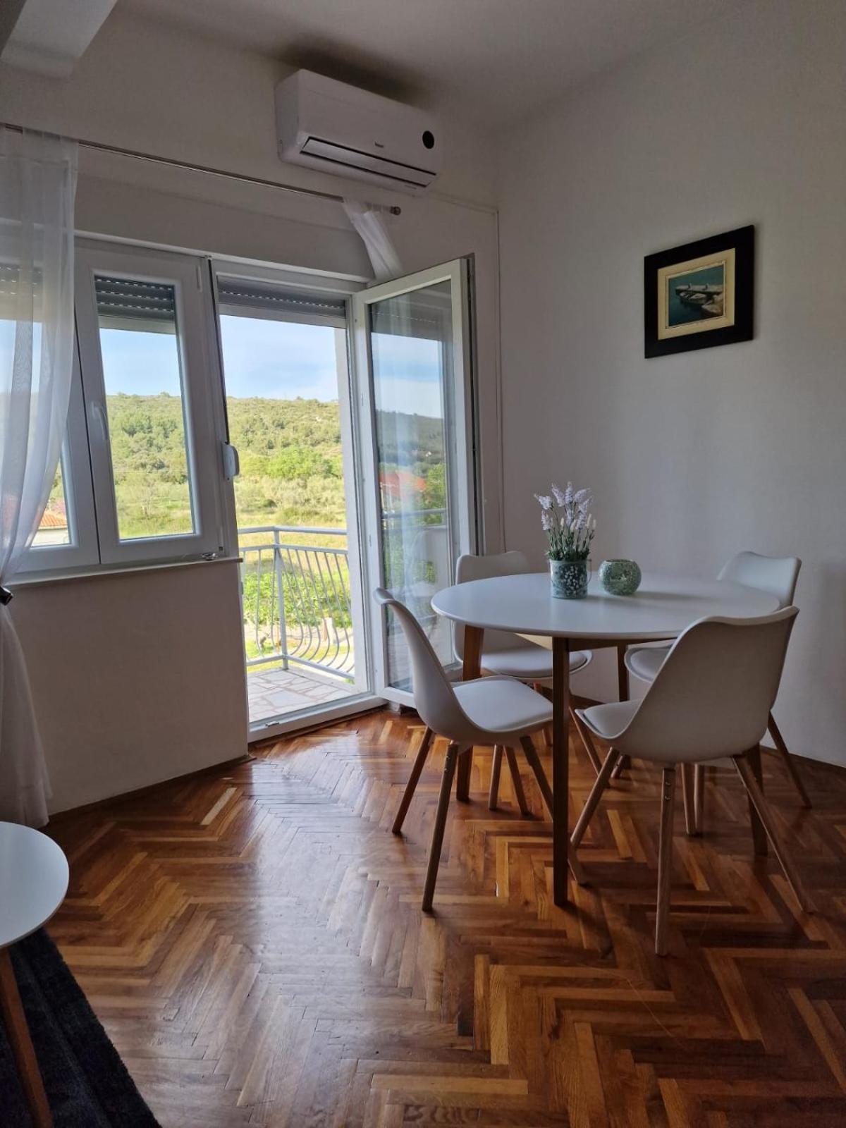 Apartmani Zinda Sukošan المظهر الخارجي الصورة